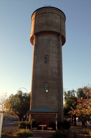 Nathalia water tower